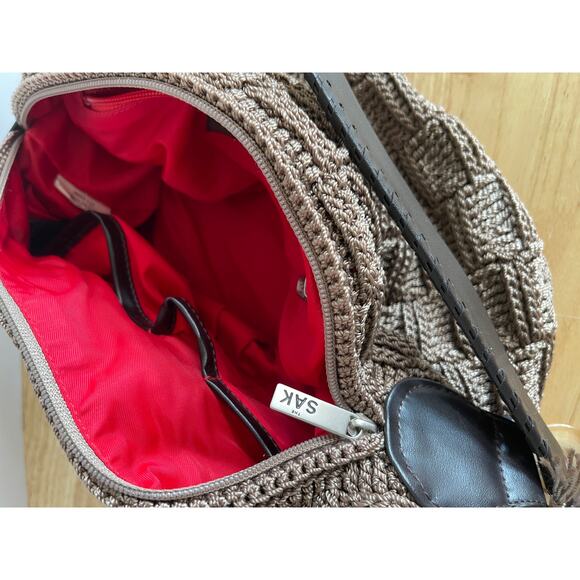 The Sak Brown Crochet Hobo Shoulder Bag Woven Nylon Purse Red Lining Boho - Picture 12 of 14
